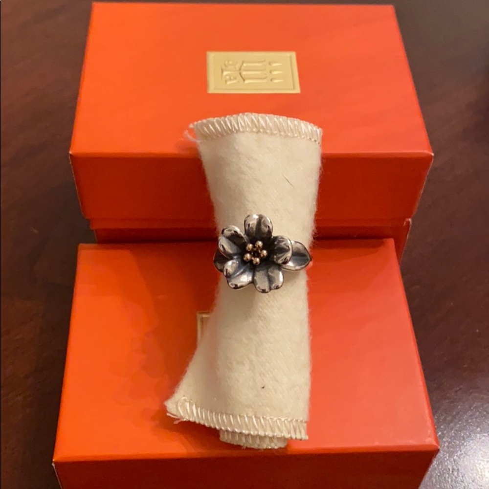 James Avery April Flower Ring